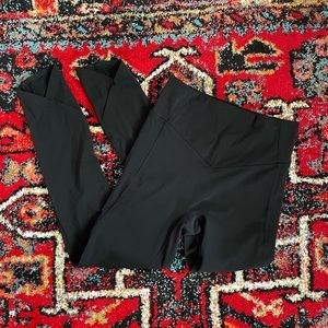 Halara leggings size small